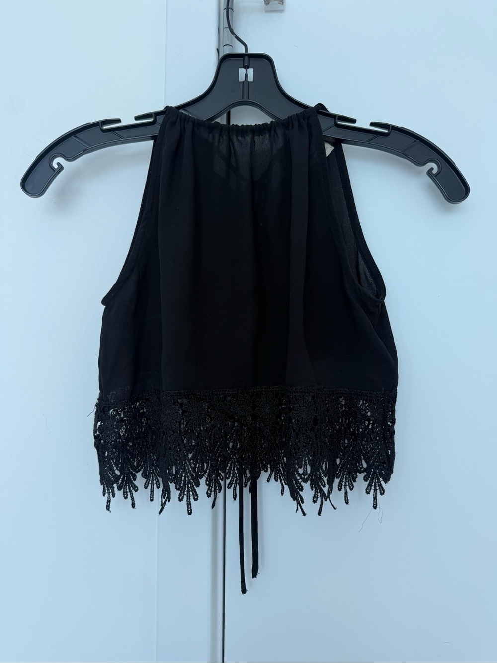 Black Lace-Hem Halter Crop Top